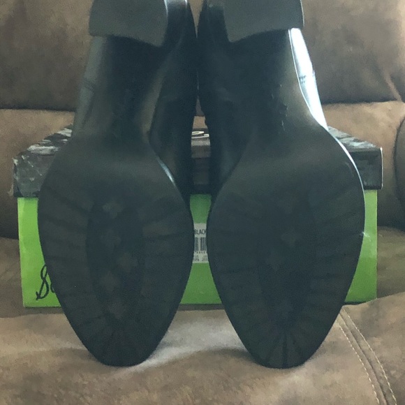 Salma Studded Chelsea Boot - Picture 6 of 8